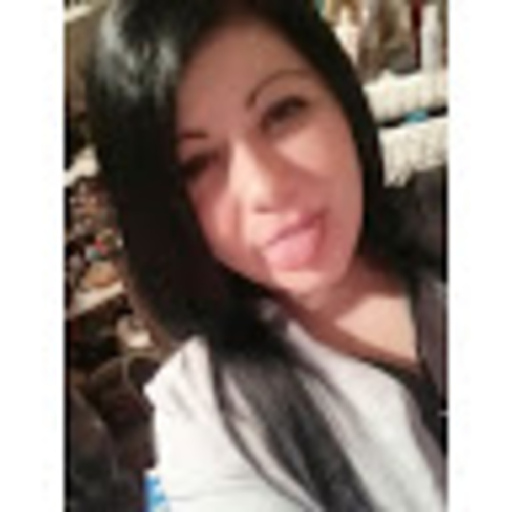 Meet your Posher, Briana